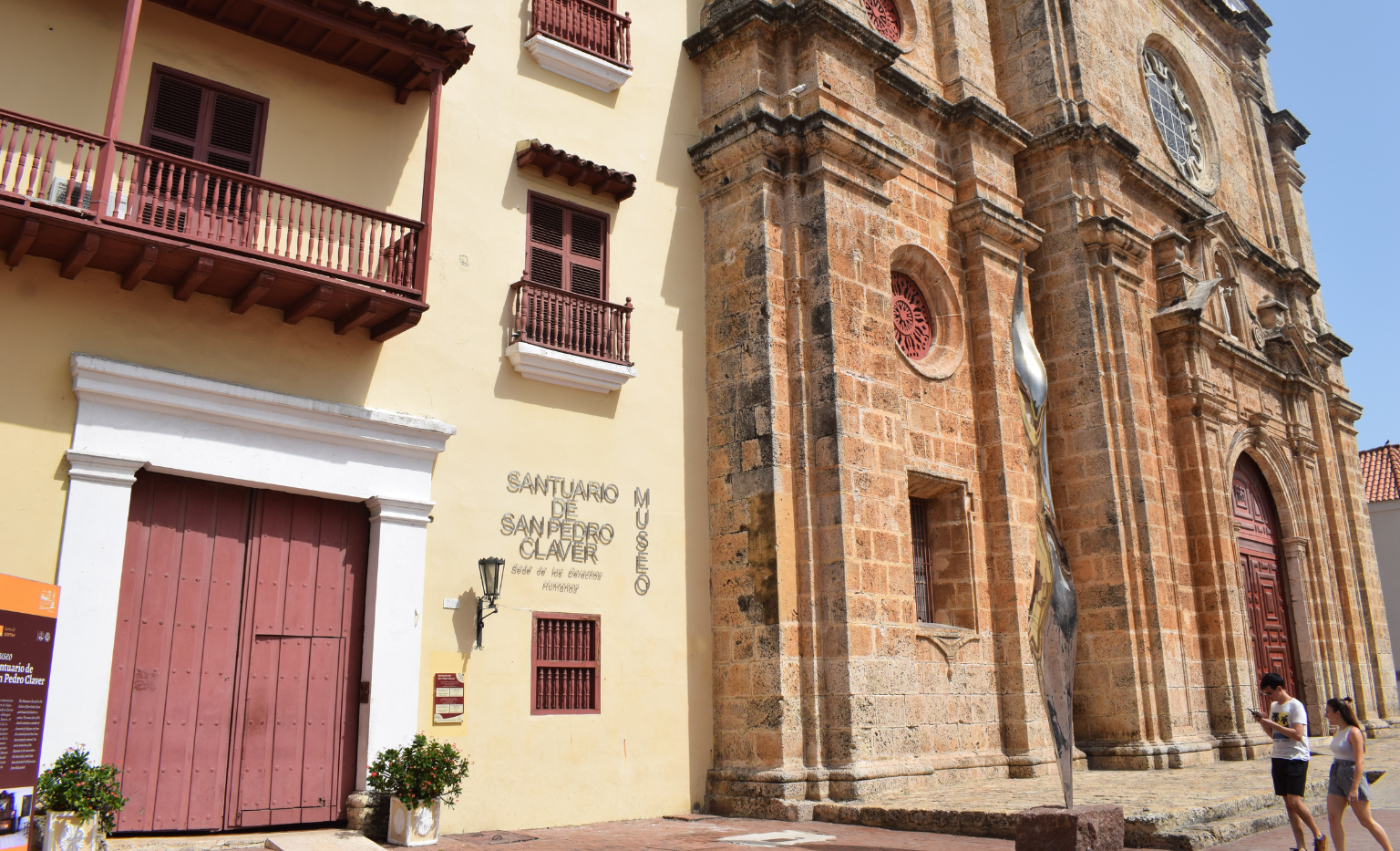 En este momento estás viendo La hospedería del Santuario de San Pedro Claver: un espacio de paz, cargado de historia e ideal para descansar
