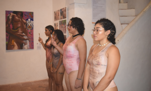 Lee más sobre el artículo Exposición artística ‘Mujer’ fue inaugurada en el Santuario Museo San Pedro Claver